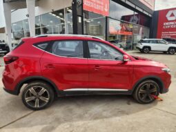 
										MG ZS COM full									