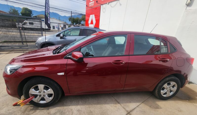 
								CHEVROLET ONIX LT full									