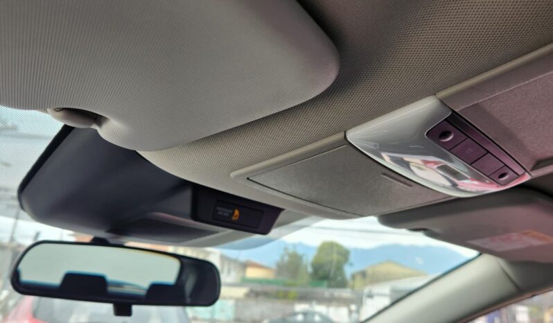 
								NISSAN QASHQAI SENSE full									